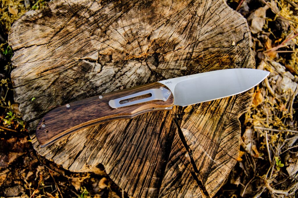 ak naostrzyć nóż myśliwski